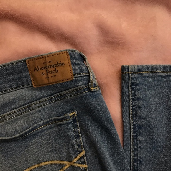 Abercrombie & Fitch Skinny Jeans - Picture 6 of 6